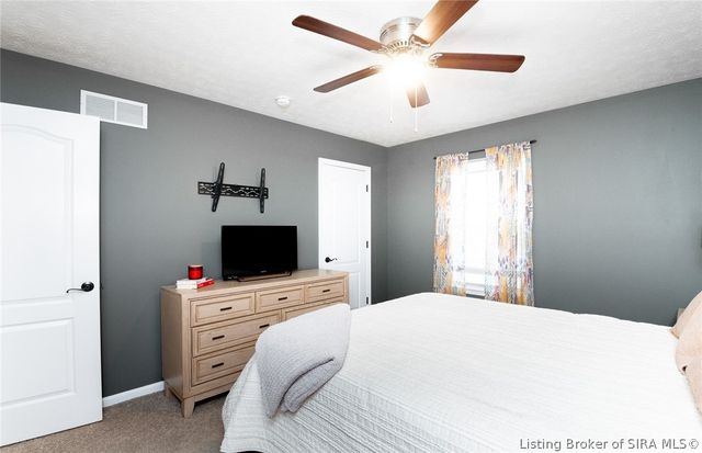 12301 Nina Court, Sellersburg, IN 47172