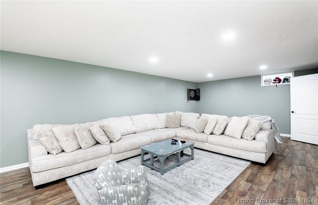 12301 Nina Court, Sellersburg, IN 47172