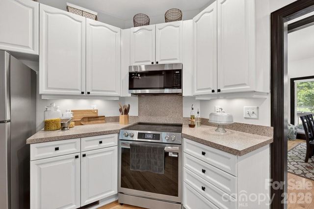2916 Ed Reid Street, Charlotte, NC 28216