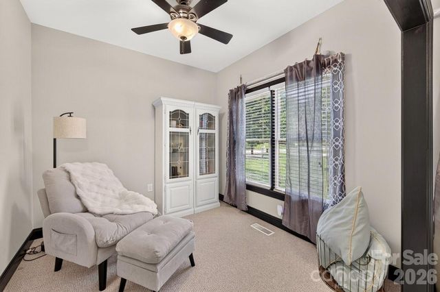 2916 Ed Reid Street, Charlotte, NC 28216