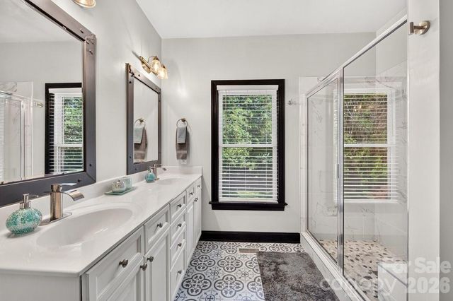 2916 Ed Reid Street, Charlotte, NC 28216
