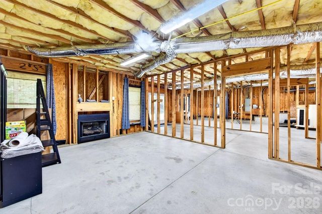 2916 Ed Reid Street, Charlotte, NC 28216