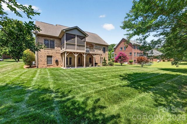 2916 Ed Reid Street, Charlotte, NC 28216