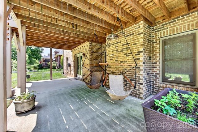 2916 Ed Reid Street, Charlotte, NC 28216