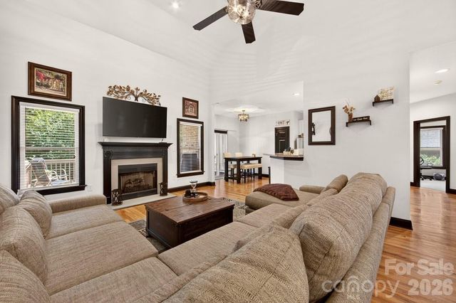 2916 Ed Reid Street, Charlotte, NC 28216
