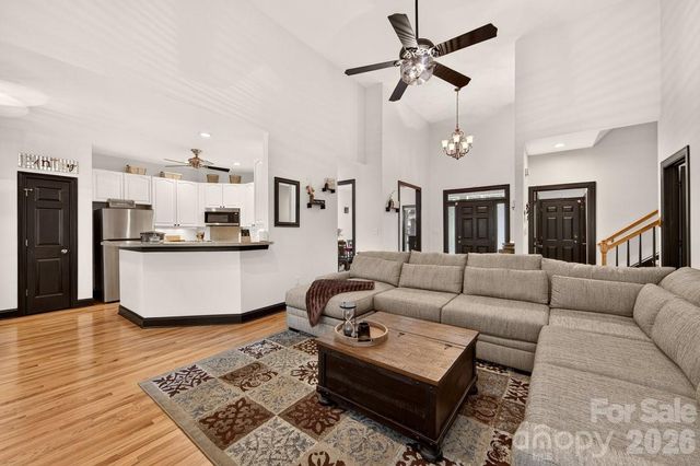 2916 Ed Reid Street, Charlotte, NC 28216