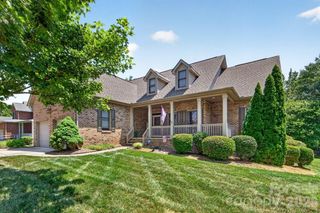 2916 Ed Reid Street, Charlotte, NC 28216