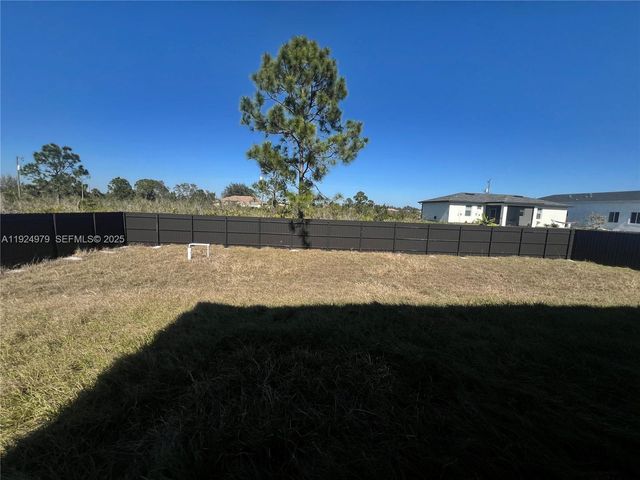 2812 W 54TH ST 0, Lehigh Acres, FL 33971