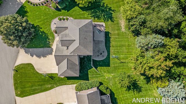 2586 Marble Court, Zeeland, MI 49464