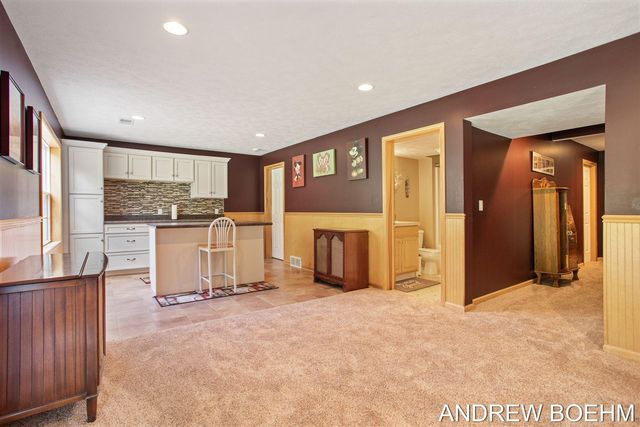 2586 Marble Court, Zeeland, MI 49464