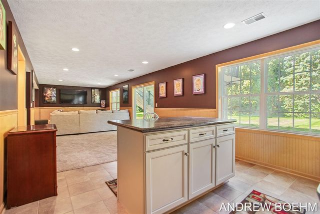 2586 Marble Court, Zeeland, MI 49464
