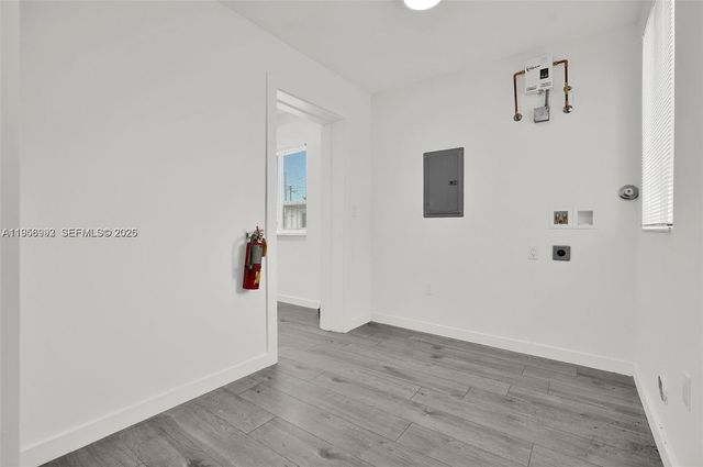 600 NW 25th Ct, Miami, FL 33125