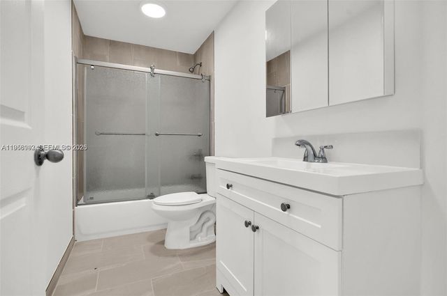 600 NW 25th Ct, Miami, FL 33125