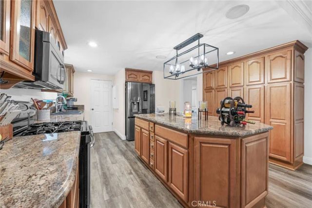 4766 Westside, La Verne, CA 91750