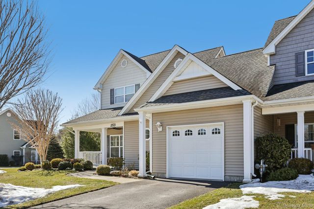 153 Stoneleigh Drive 153, Riverhead, NY 11901