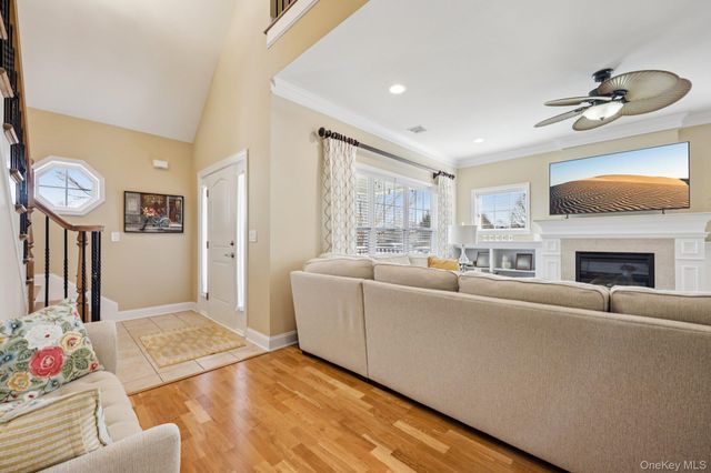 153 Stoneleigh Drive 153, Riverhead, NY 11901