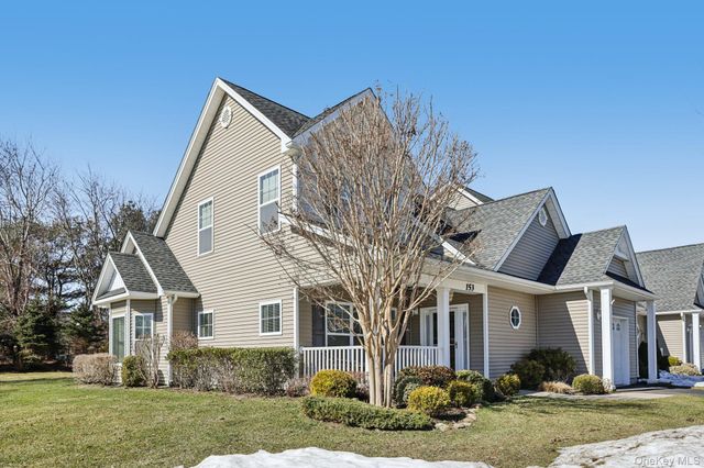 153 Stoneleigh Drive 153, Riverhead, NY 11901