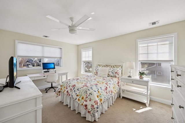 153 Stoneleigh Drive 153, Riverhead, NY 11901