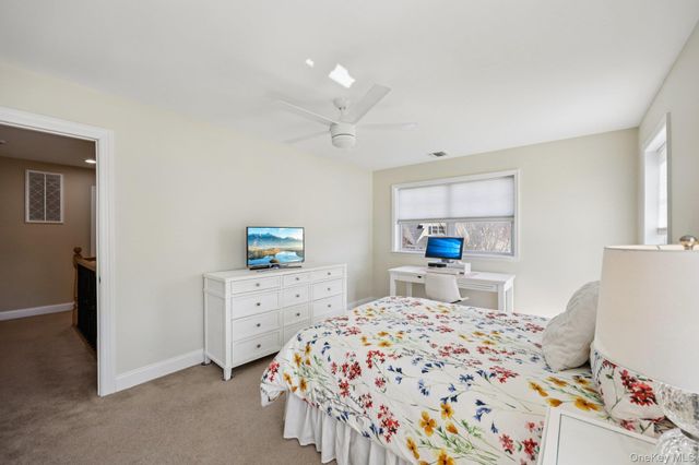 153 Stoneleigh Drive 153, Riverhead, NY 11901