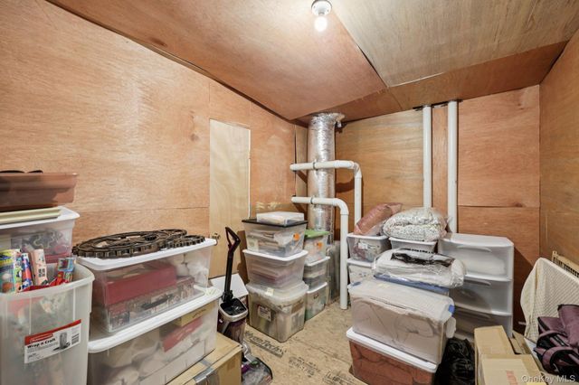 153 Stoneleigh Drive 153, Riverhead, NY 11901