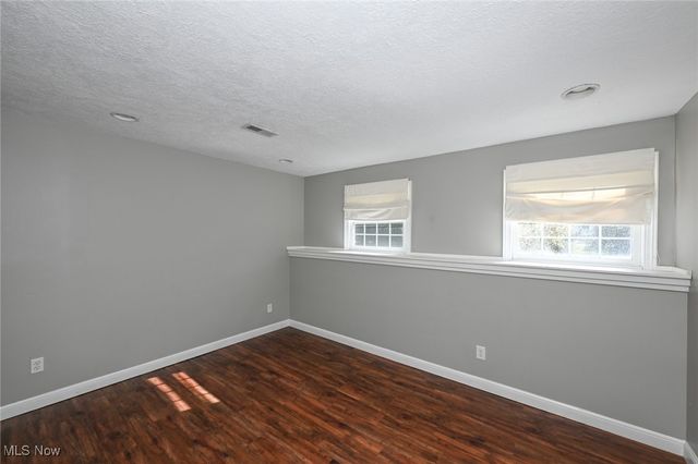 990 Whisperwood Lane, Aurora, OH 44202