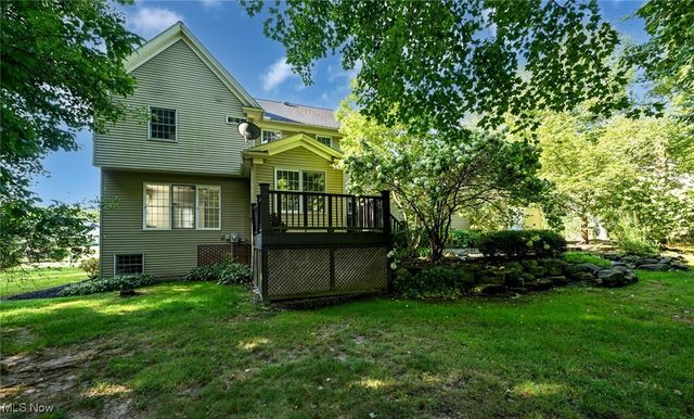 990 Whisperwood Lane, Aurora, OH 44202