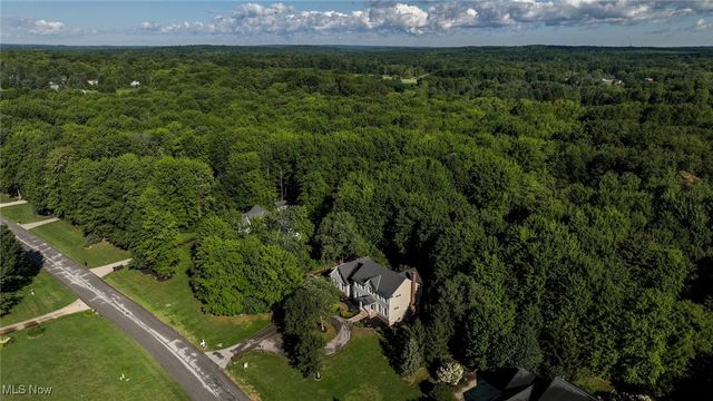 990 Whisperwood Lane, Aurora, OH 44202