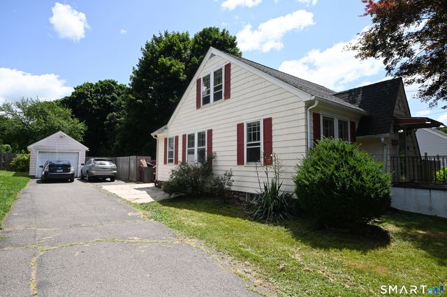 26 Laurel Avenue, Naugatuck, CT 06770