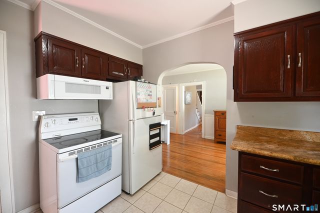 26 Laurel Avenue, Naugatuck, CT 06770