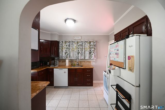 26 Laurel Avenue, Naugatuck, CT 06770