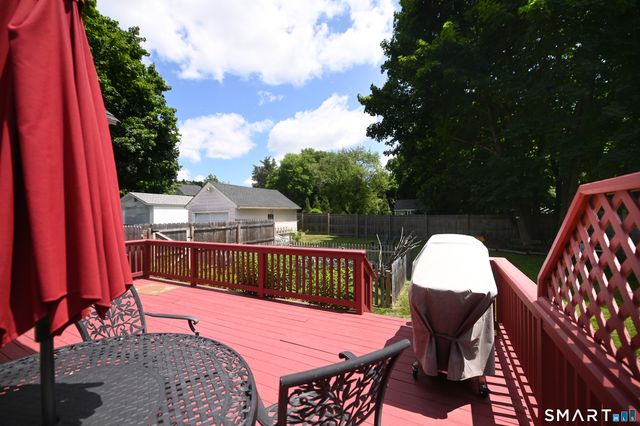 26 Laurel Avenue, Naugatuck, CT 06770