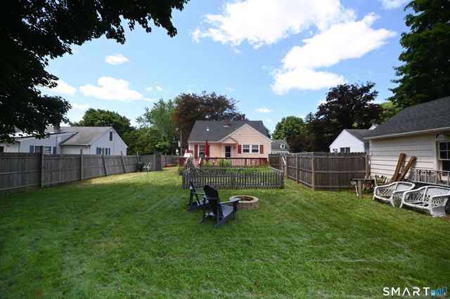 26 Laurel Avenue, Naugatuck, CT 06770