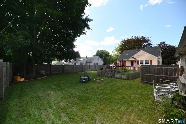 26 Laurel Avenue, Naugatuck, CT 06770