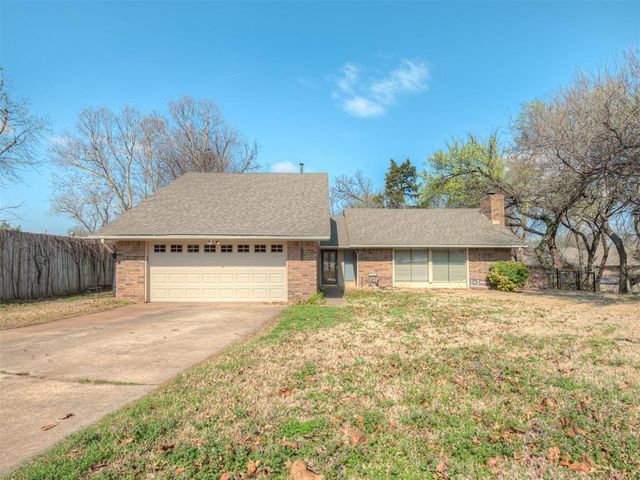 2319 Bent Trail Circle, Edmond, OK 73012