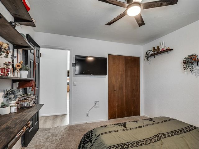 2319 Bent Trail Circle, Edmond, OK 73012