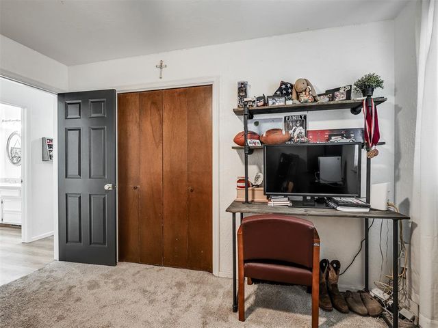 2319 Bent Trail Circle, Edmond, OK 73012