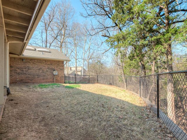 2319 Bent Trail Circle, Edmond, OK 73012