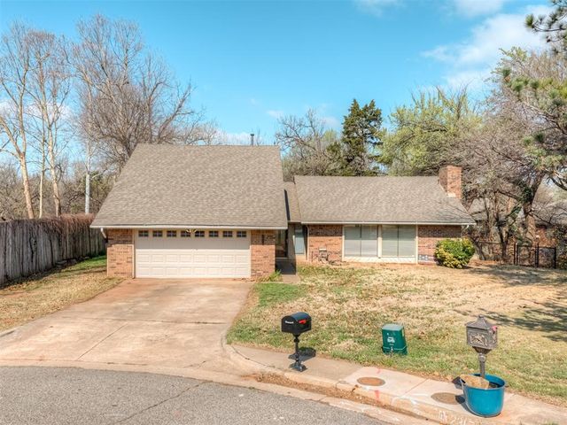 2319 Bent Trail Circle, Edmond, OK 73012