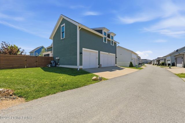 6426 Paintbrush Ln, Prospect, KY 40059