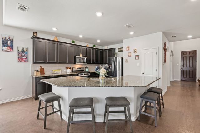 2803 Chestnut Lane, Melissa, TX 75454