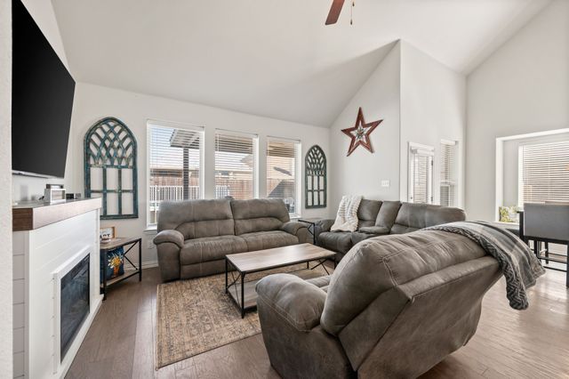 2803 Chestnut Lane, Melissa, TX 75454