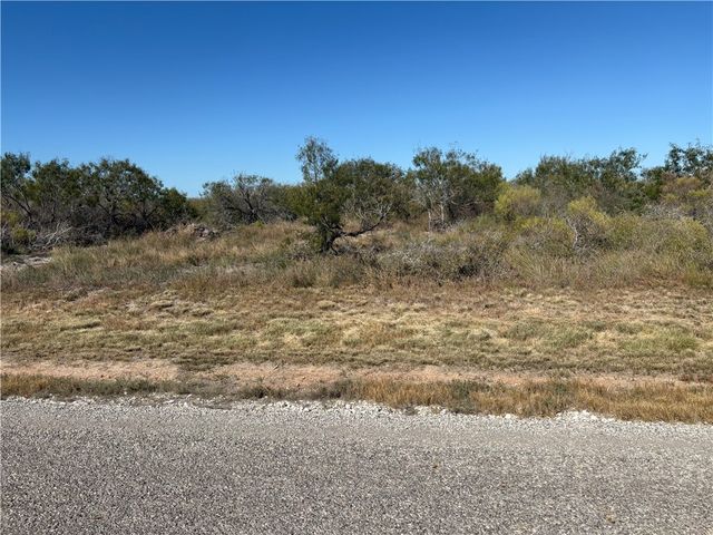 538 Water Oak Lane, Rockport, TX 78382