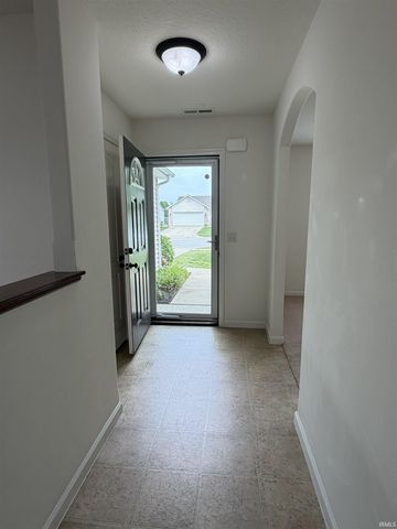 4248 Timber Creek Parkway, New Haven, IN 46774