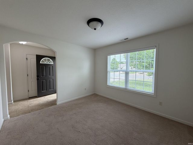 4248 Timber Creek Parkway, New Haven, IN 46774