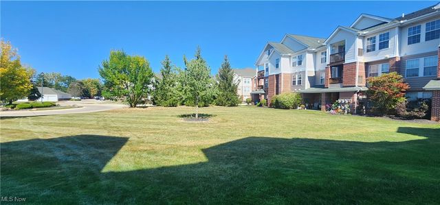 23004 Chandlers Lane 109, Olmsted Falls, OH 44138