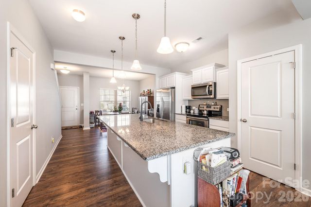 104 Blackstone Court, Statesville, NC 28677