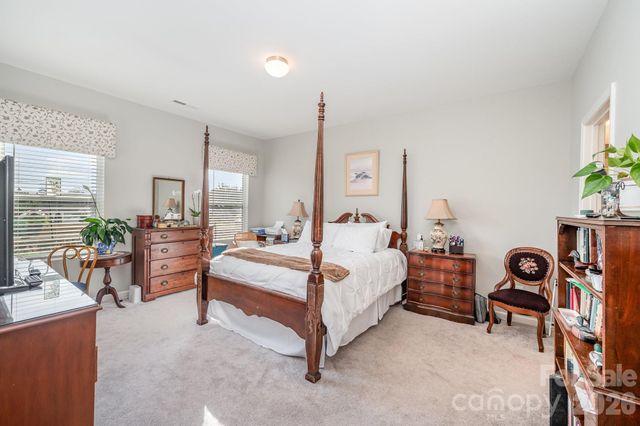 104 Blackstone Court, Statesville, NC 28677