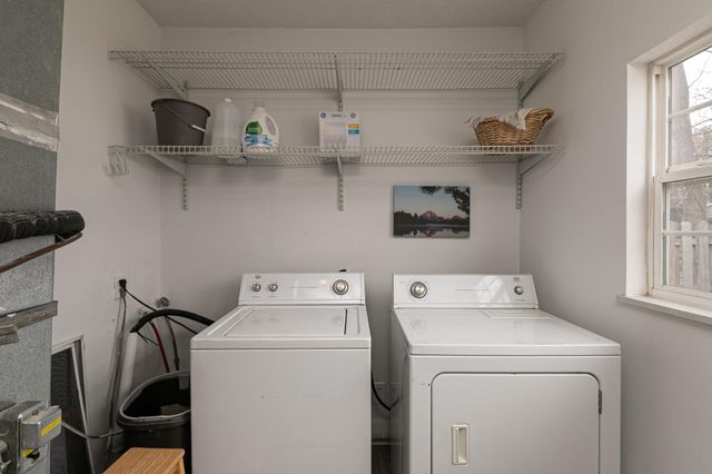 1725 E Lombard Street, Springfield, MO 65802