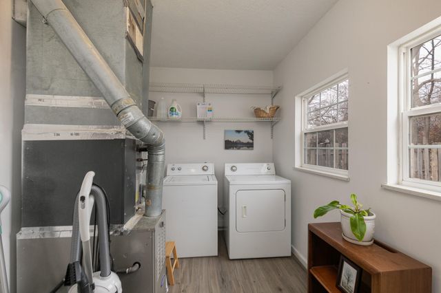 1725 E Lombard Street, Springfield, MO 65802