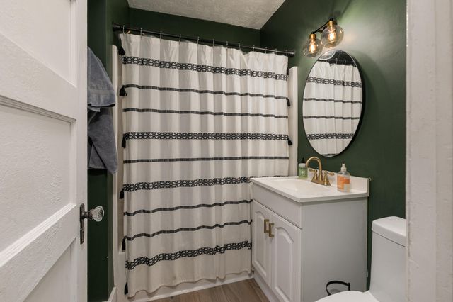 1725 E Lombard Street, Springfield, MO 65802